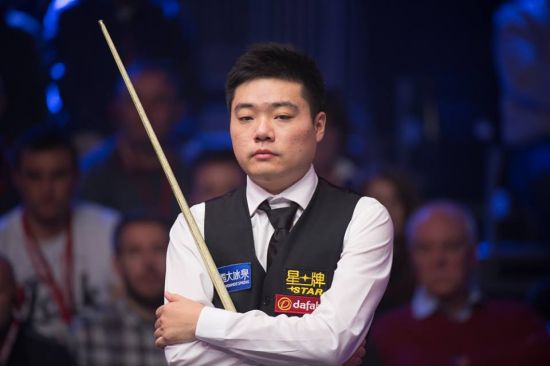 通过结合经 通过结合经